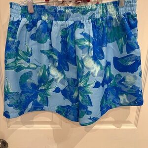 Floral Blue Women's Shorts